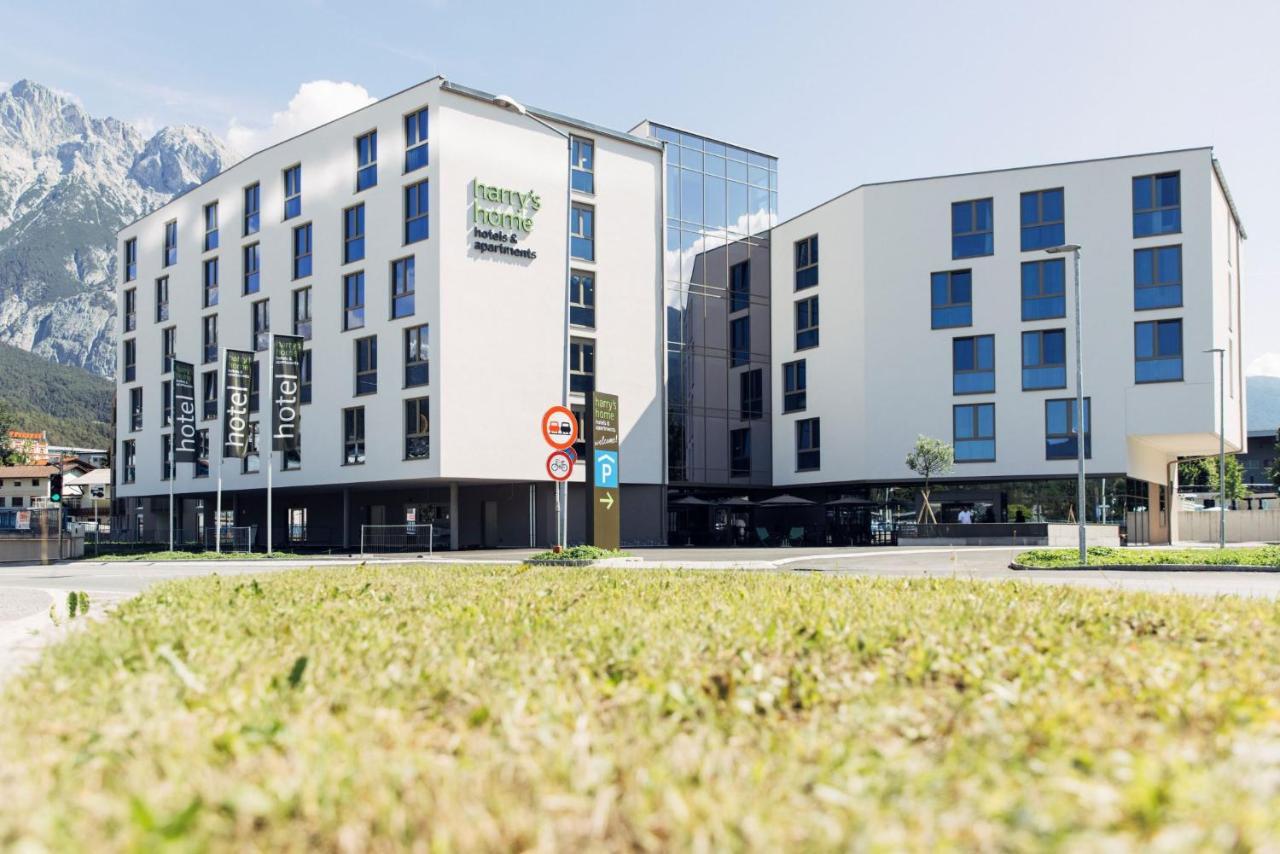 Harry'S Home Telfs Hotel & Apartments מראה חיצוני תמונה