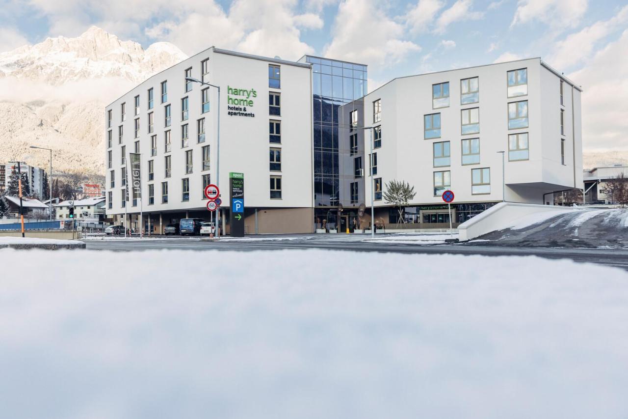 Harry'S Home Telfs Hotel & Apartments מראה חיצוני תמונה