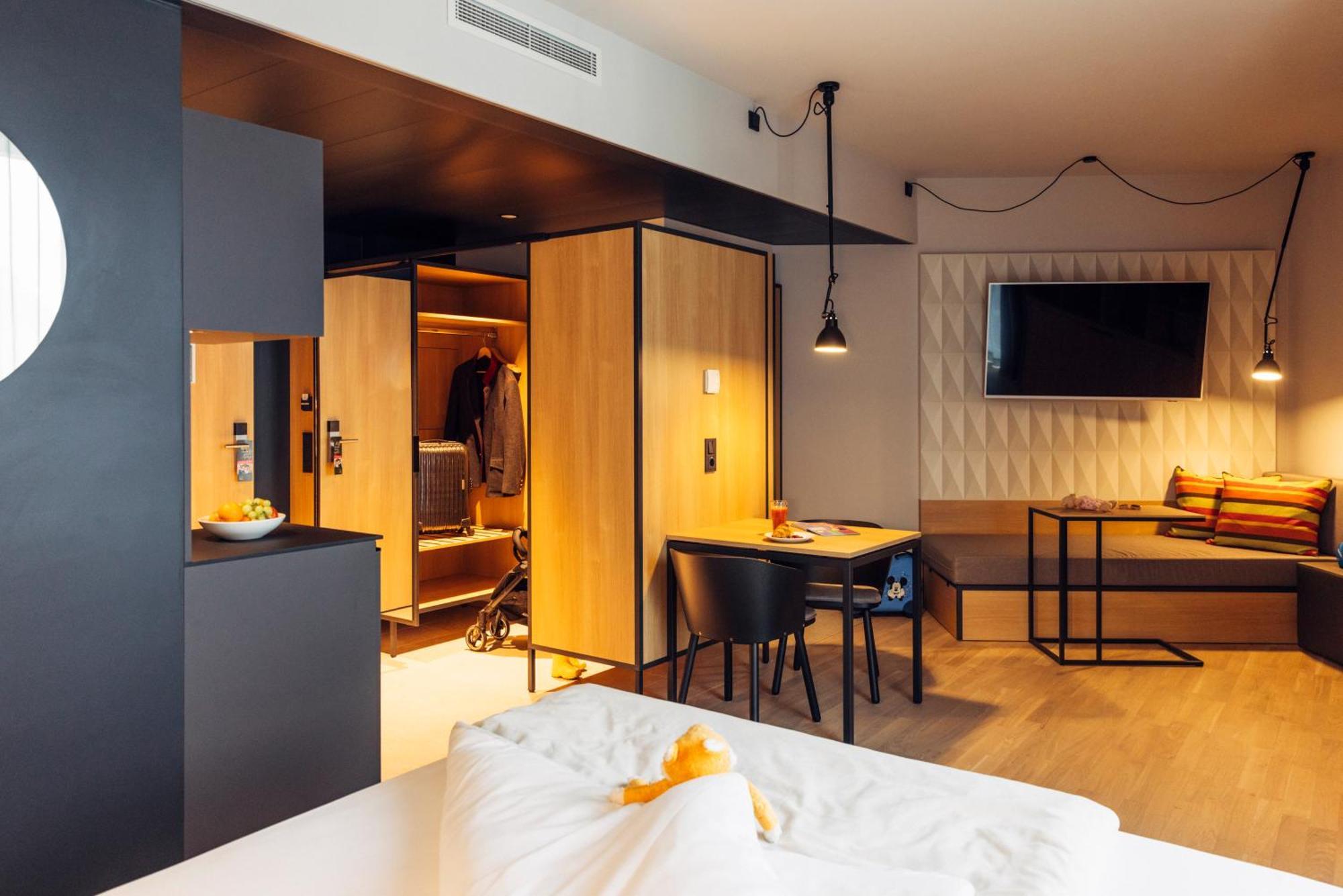 Harry'S Home Telfs Hotel & Apartments מראה חיצוני תמונה