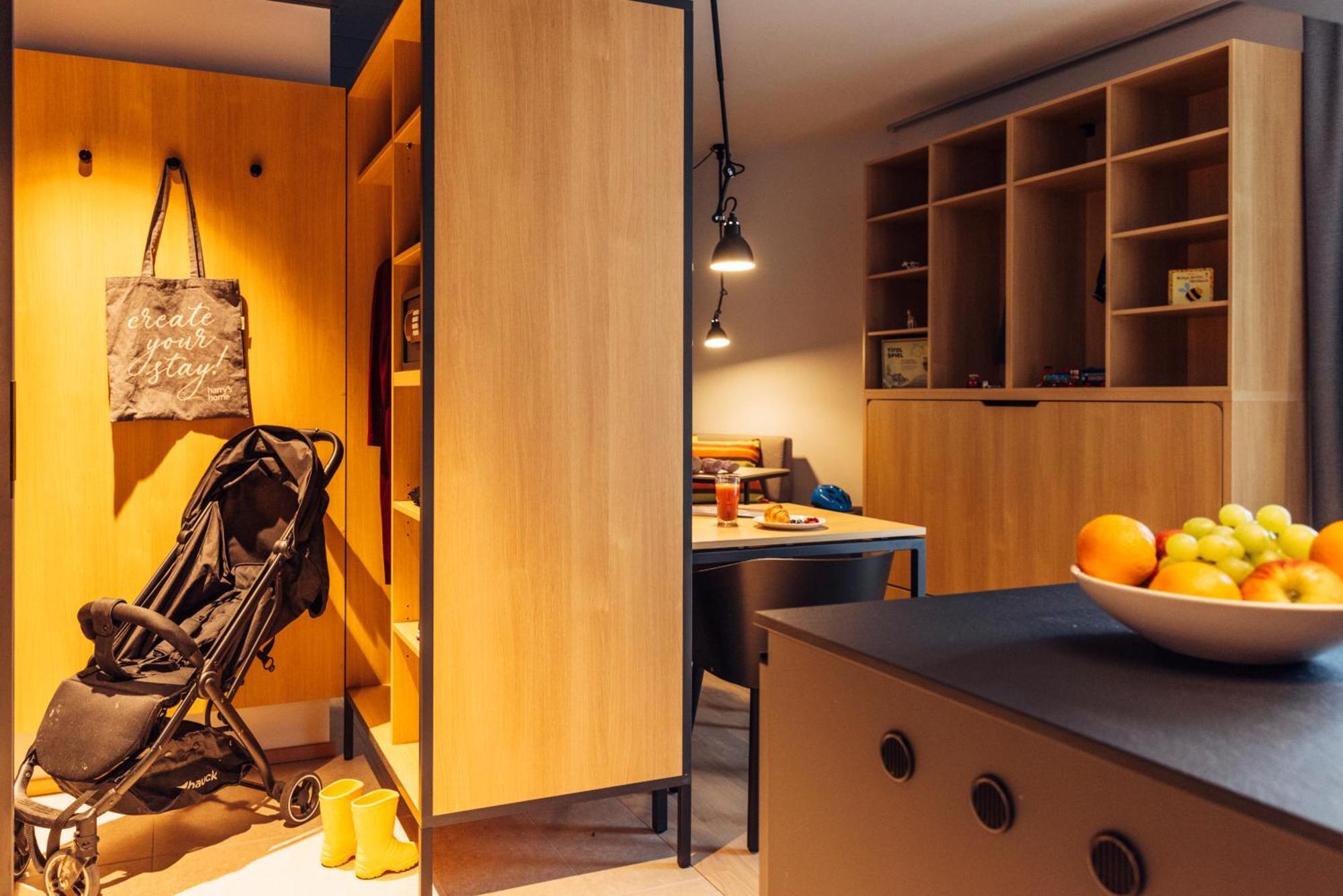 Harry'S Home Telfs Hotel & Apartments מראה חיצוני תמונה